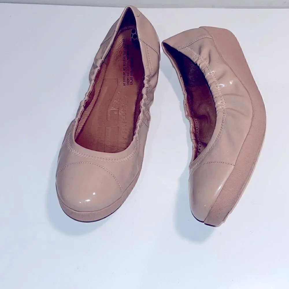 Fitflop tan 1” wedge slipon loafers